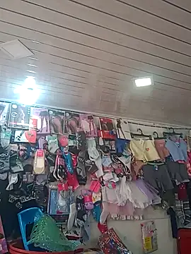 alexandraluv online show from March 20, 2025, 3:14 pm