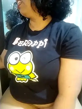 alexandraluv online show from September 28, 2025, 9:20 pm