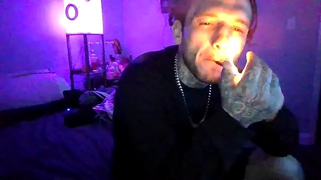 cruz815 online show from December 1, 2025, 10:26 pm