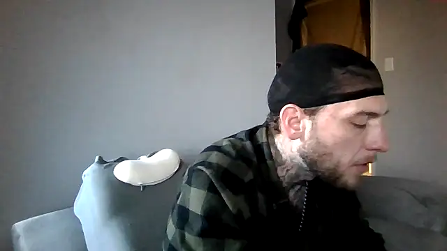 cruz815 online show from December 16, 2025, 8:58 pm