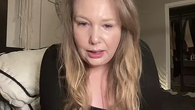 BustyHayleyUk online show from January 29, 2025, 7:32 pm