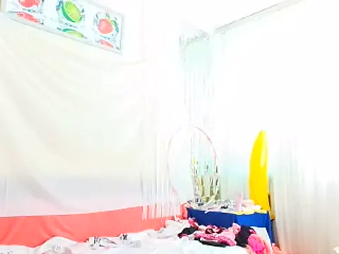 TwerkingCheerleader online show from March 12, 2025, 1:40 pm