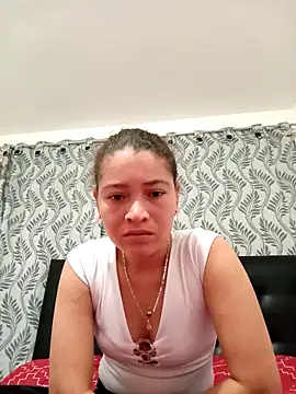 Snapshot of Sophia_Dupontx chatting on February 21, 2025, 6:15 pm Sophia Dupontx online show from February 21, 2025, 6:15 pm