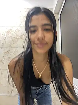 eva roseee online show from November 20, 2025, 4:07 pm