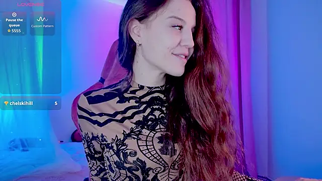 MilaStoyne online show from October 15, 2025, 5:51 am