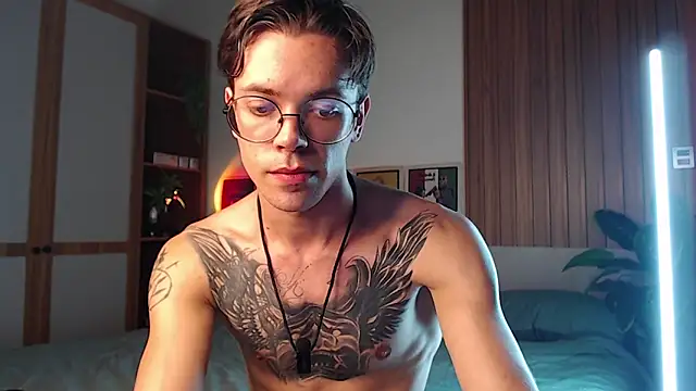 William Henry  online show from March 31, 2026, 12:38 pm