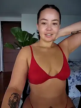 RenEnvy online show from March 18, 2025, 2:15 pm