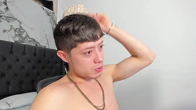 marcuscollins1  online show from March 25, 2026, 12:44 pm