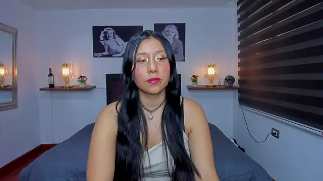 Nohemi louse online show from February 5, 2025, 7:42 pm
