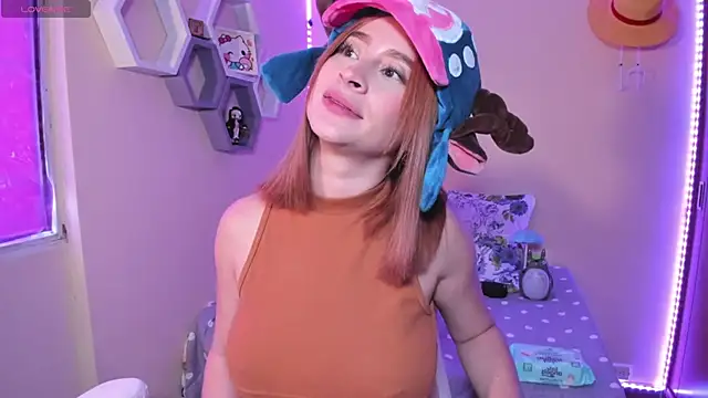 chloe rockss  online show from February 13, 2025, 9:49 pm