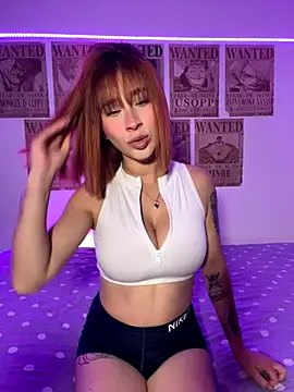 chloe rockss  online show from September 17, 2025, 10:22 pm