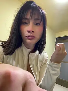 chloe rockss  online show from March 27, 2026, 12:49 am