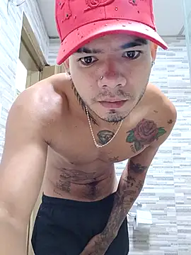 Niick01  online show from April 16, 2026, 12:39 pm