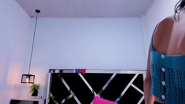 Annyrosee online show from March 8, 2025, 8:57 pm