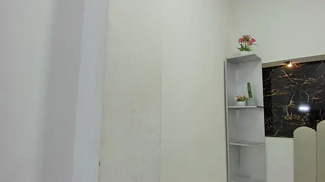 Annyrosee online show from October 21, 2025, 1:39 am