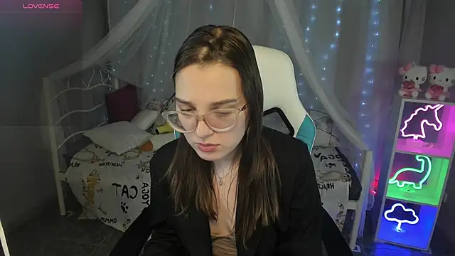 kaisajenner online show from March 21, 2025, 12:18 am