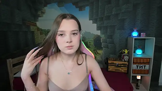 kaisajenner online show from November 9, 2025, 7:34 pm