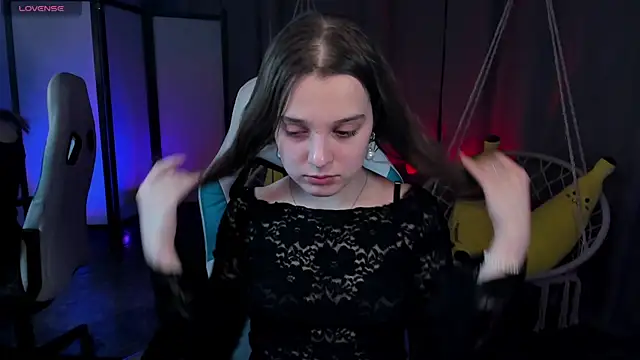 Snapshot of kaisajenner chatting on December 18, 2025, 6:58 pm kaisajenner online show from December 18, 2025, 6:58 pm