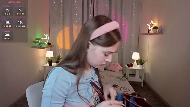 Snapshot of kaisajenner chatting on January 16, 2026, 8:24 pm kaisajenner online show from January 16, 2026, 8:24 pm