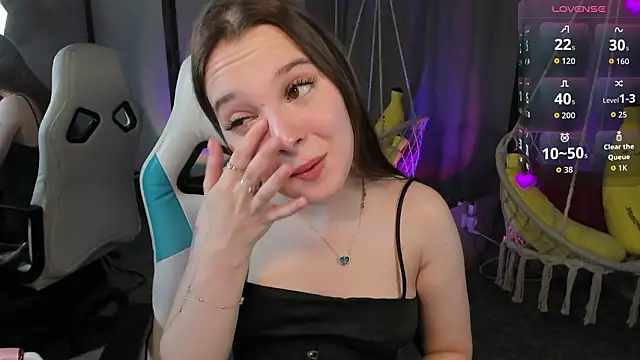 Snapshot of kaisajenner chatting on February 12, 2026, 9:26 am kaisajenner online show from February 12, 2026, 9:26 am