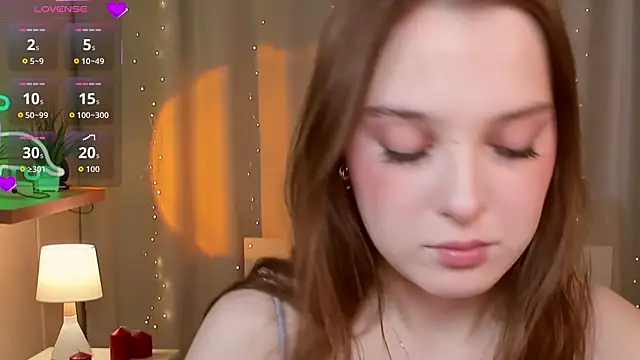 Snapshot of kaisajenner chatting on February 24, 2026, 7:17 am kaisajenner online show from February 24, 2026, 7:17 am