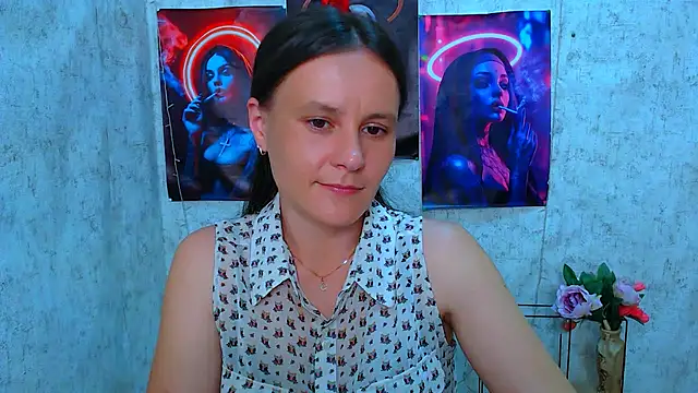 Snapshot of ValeriaHeart_ chatting on June 3, 2026, 12:52 pm ValeriaHeart online show from June 3, 2026, 12:52 pm