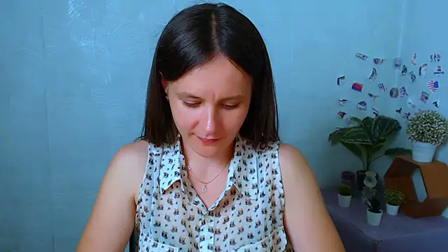Snapshot of ValeriaHeart_ chatting on June 18, 2026, 1:26 pm ValeriaHeart online show from June 18, 2026, 1:26 pm
