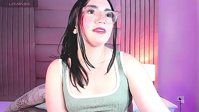 Dalis Hills online show from April 20, 2026, 4:37 am