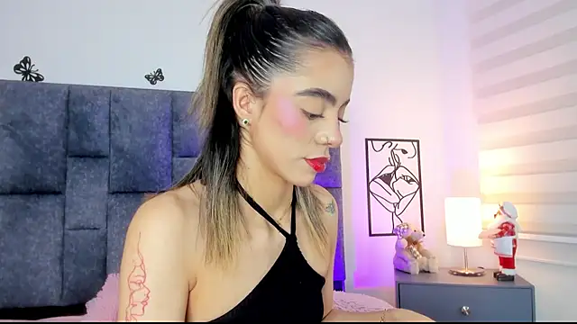 Violetta Ficher online show from December 17, 2025, 2:17 am