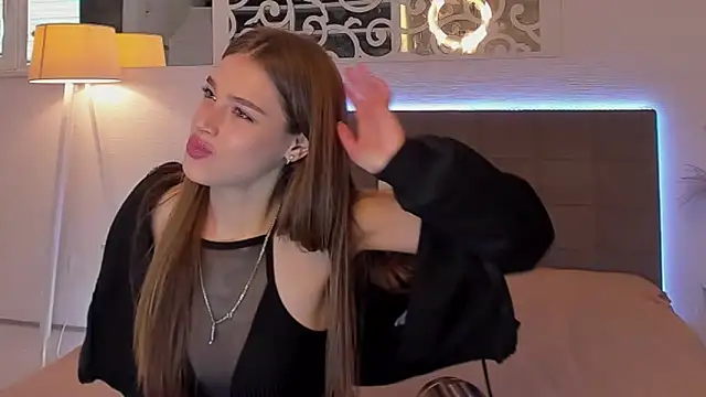 melissacrayzy online show from May 11, 2026, 5:13 am