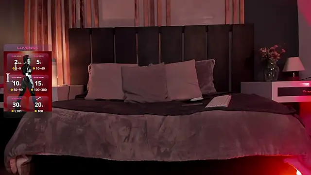 Lilith Ember1 online show from April 1, 2026, 1:23 pm