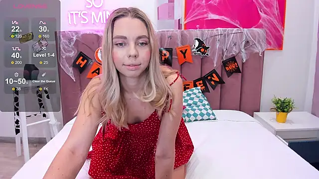 TessaAdorable online show from November 2, 2025, 1:41 am