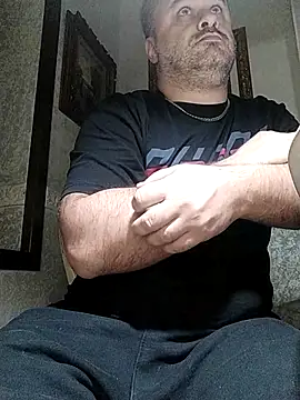 NAvoglia online show from September 26, 2025, 7:40 pm