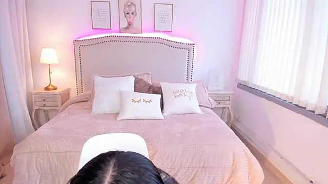 Daphne chers online show from February 16, 2025, 2:32 pm