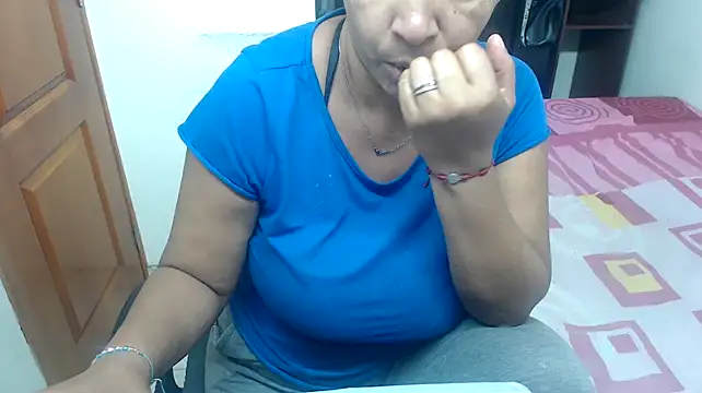 Siblleyx online show from January 22, 2025, 4:02 pm