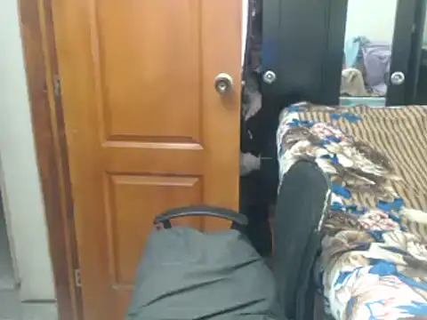 Siblleyx online show from October 22, 2025, 7:35 pm