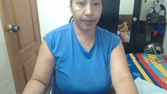 Siblleyx online show from April 6, 2026, 10:33 pm