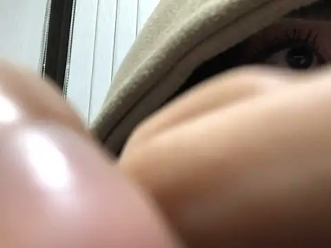 Snapshot of Enyel_valmina chatting on March 13, 2025, 1:43 am Enyel valmina online show from March 13, 2025, 1:43 am