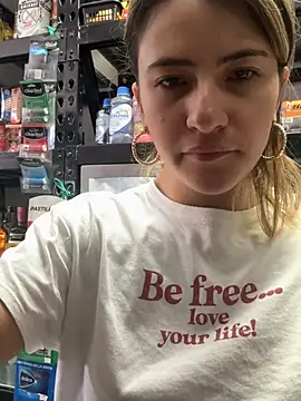 Andrea18 blonde online show from February 3, 2026, 2:55 pm