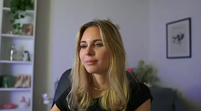 catecrago  online show from February 10, 2025, 9:04 am