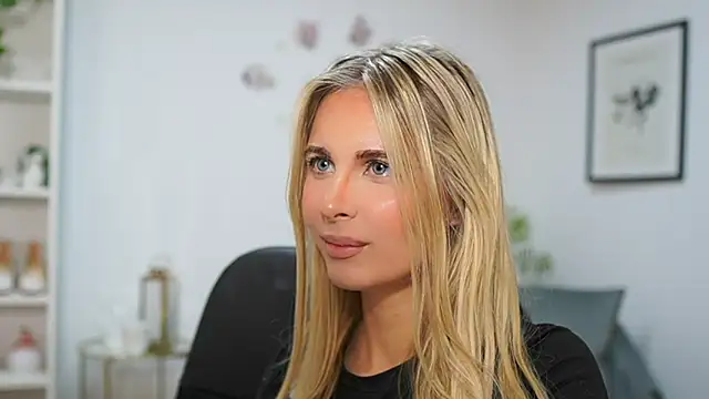 catecrago  online show from March 19, 2025, 12:01 pm