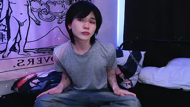 Snapshot of rennnuts chatting on February 26, 2025, 1:08 pm rennnuts online show from February 26, 2025, 1:08 pm