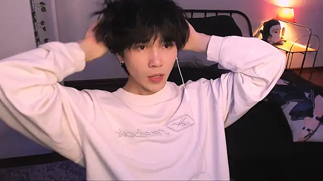 Snapshot of rennnuts chatting on October 14, 2025, 5:03 pm rennnuts online show from October 14, 2025, 5:03 pm