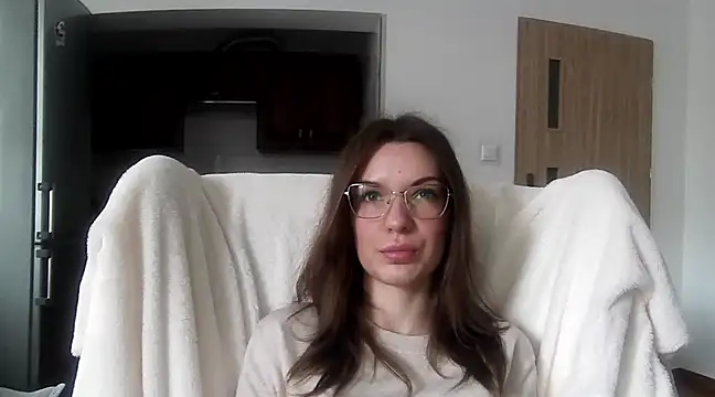 aurora lust online show from February 24, 2025, 7:33 am