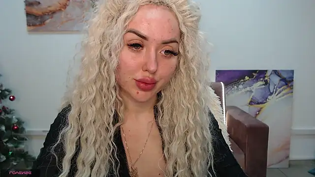 MissisCaty online show from February 2, 2025, 11:53 pm