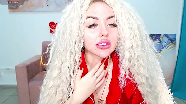 MissisCaty online show from February 17, 2025, 7:42 pm