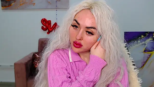 MissisCaty online show from March 19, 2025, 3:40 pm