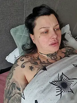 CannabisQueenn online show from March 19, 2026, 9:02 am