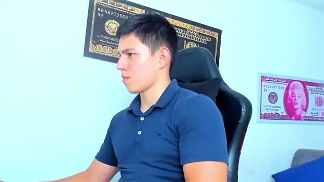 JamesCr  online show from March 6, 2025, 9:53 pm