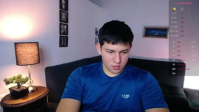 JamesCr  online show from February 6, 2026, 12:26 am